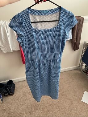 J. McLaughlin Blue Geometric Cap-Sleeve Midi Dress